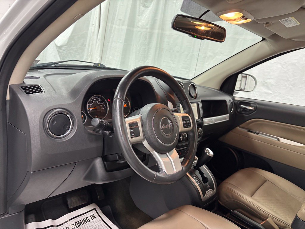 Used 2016 Jeep Compass High Altitude AWD/4WD image 15