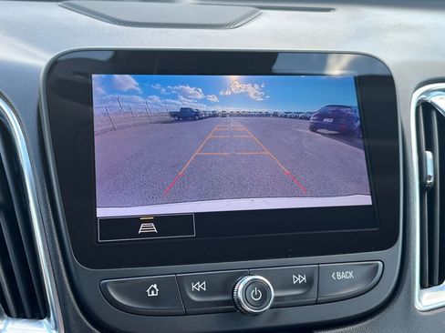 Used 2024 Chevrolet Malibu LT image 24