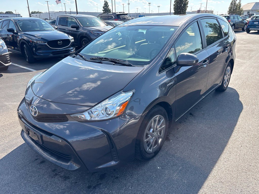 Used 2017 Toyota Prius V Two FWD image 6