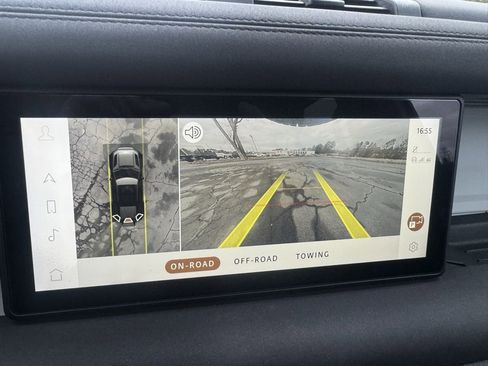 Used 2023 Land Rover Defender 110 X-Dynamic SE image 28