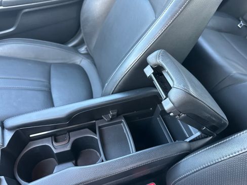 Used 2017 Honda Civic Touring image 15