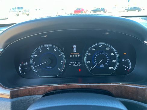 Used 2013 Hyundai Equus Ultimate image 10