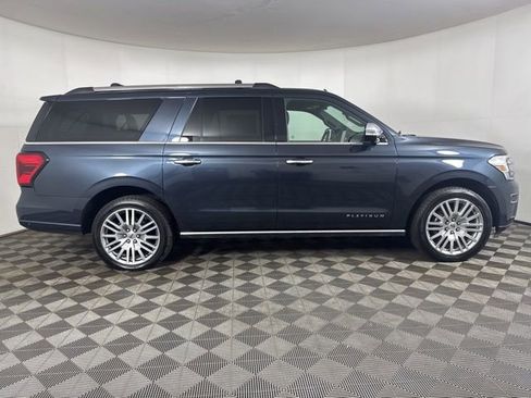 Used 2024 Ford Expedition Max Platinum AWD/4WD image 2