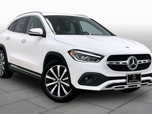 Certified 2023 Mercedes-Benz GLA 250 4MATIC image 3