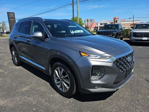 Used 2019 Hyundai Santa Fe Limited FWD image 4