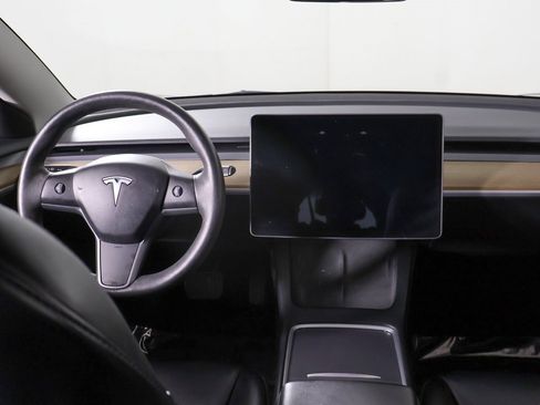 Used 2023 Tesla Model 3 Standard Range image 34