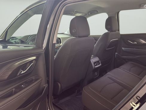 Used 2023 GMC Terrain SLE w/ Driver Convenience Package AWD/4WD image 9