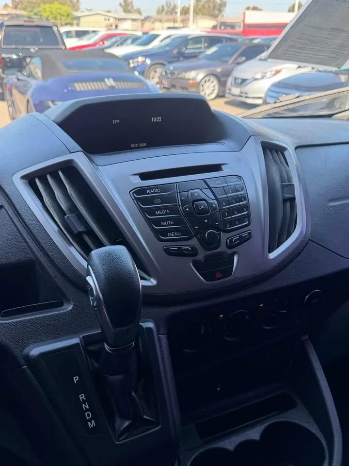 Used 2018 Ford Transit 350 XLT RWD image 7