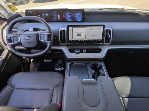 New 2025 Ford Expedition Max Active image 18