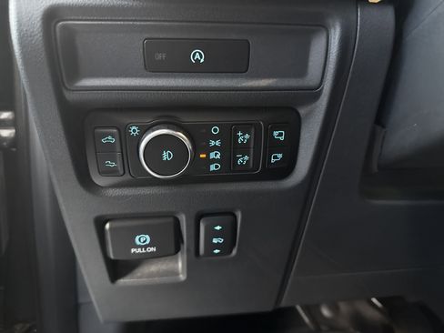 Used 2025 Ford F150 Raptor image 21