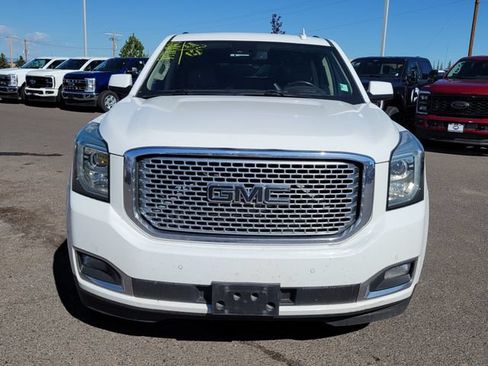Used 2016 GMC Yukon XL Denali w/ Open Road Package AWD/4WD image 5
