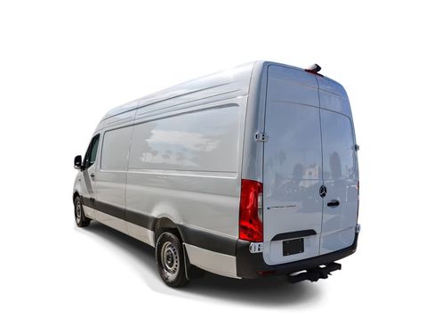 New 2024 Mercedes-Benz eSprinter 170 Cargo image 6