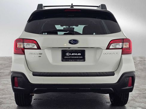 Used 2019 Subaru Outback 2.5i Limited image 3