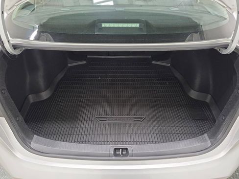Used 2023 Toyota Corolla LE FWD image 34