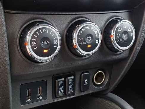 Used 2019 Mitsubishi Outlander Sport SE AWD/4WD image 17