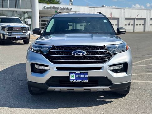 Used 2023 Ford Explorer XLT w/ Equipment Group 202A AWD/4WD image 10