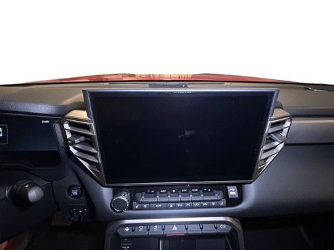 New 2026 Toyota Tundra Limited AWD/4WD image 10