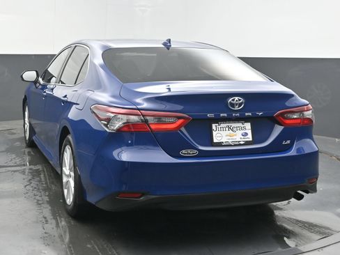 Used 2023 Toyota Camry LE FWD image 8