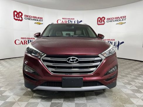 Used 2017 Hyundai Tucson Limited image 2