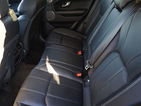 Used 2018 Land Rover Range Rover Evoque HSE AWD/4WD image 18