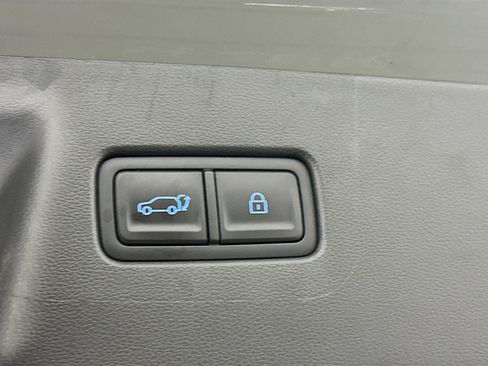 Used 2025 Hyundai Santa Fe SEL image 32