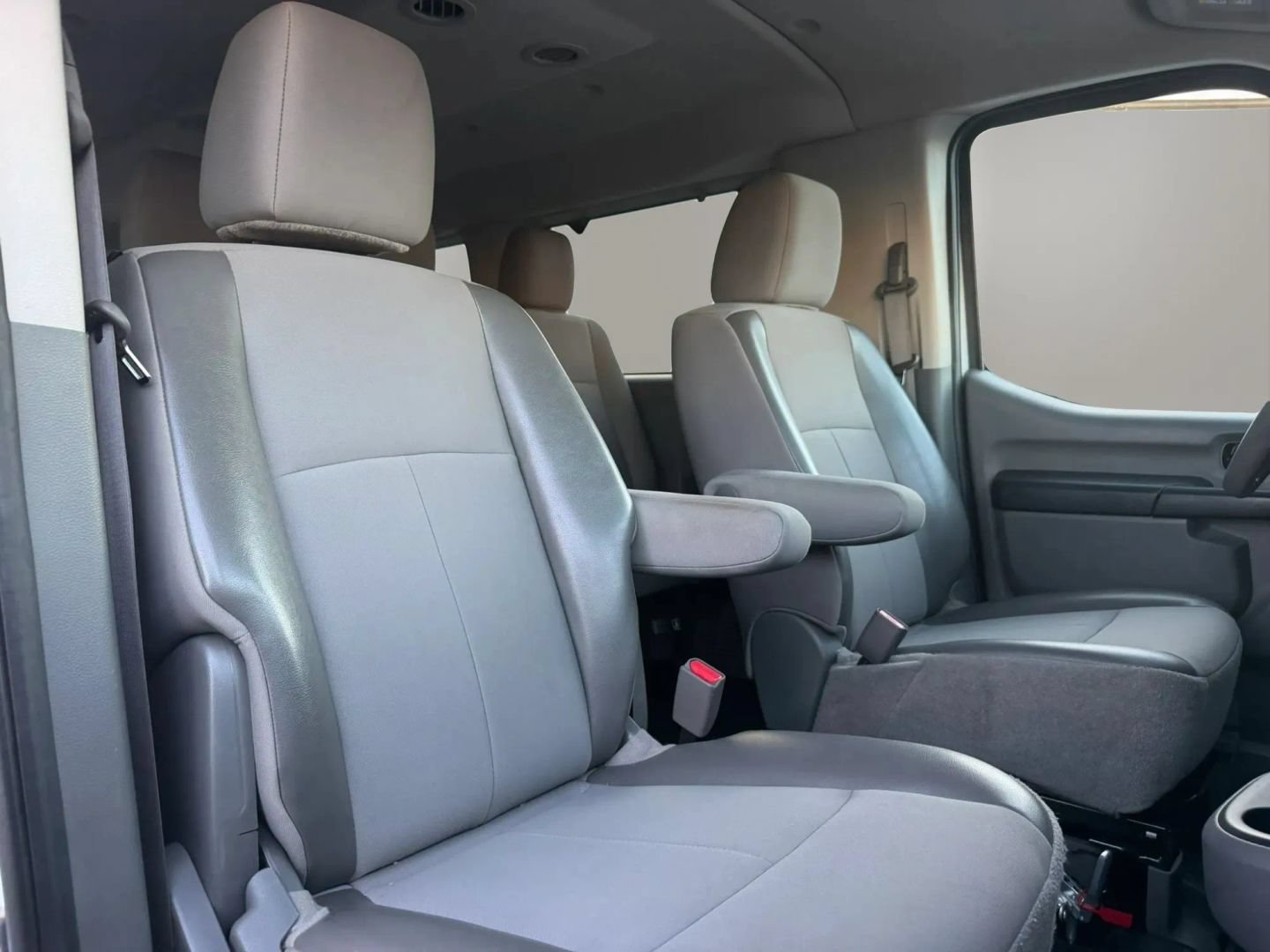 Used 2019 Nissan NV 3500 S RWD image 14