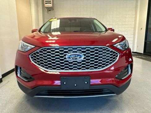 Used 2023 Ford Edge SEL w/ Convenience Package AWD/4WD image 12