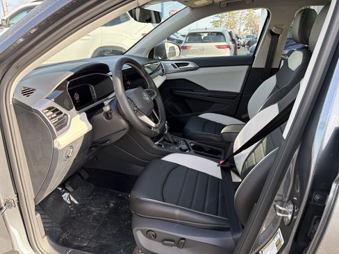 New 2026 Volkswagen Taos SEL image 12