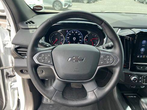 Certified 2022 Chevrolet Traverse Premier w/ Redline Edition AWD/4WD image 14