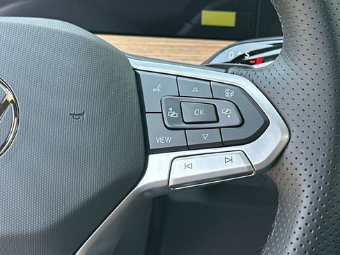New 2026 Volkswagen Tiguan SEL R-Line AWD/4WD image 26