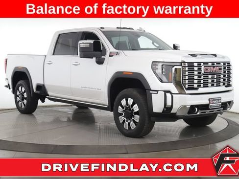 Used 2024 GMC Sierra 2500 Denali w/ Denali Reserve Package AWD/4WD image 1