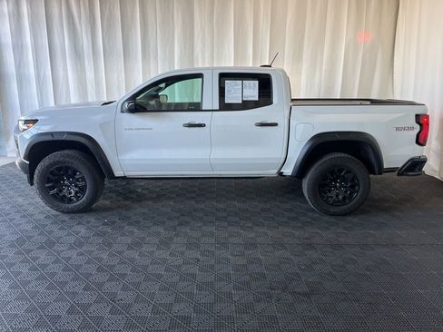 Used 2024 Chevrolet Colorado Trail Boss w/ Advanced Trailering Package AWD/4WD image 24