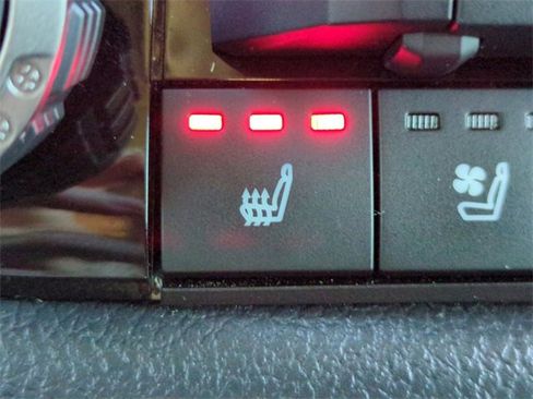 Used 2024 Toyota Tundra Limited image 23