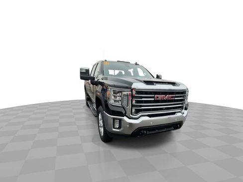 Used 2023 GMC Sierra 3500 SLT w/ SLT Premium Package image 3