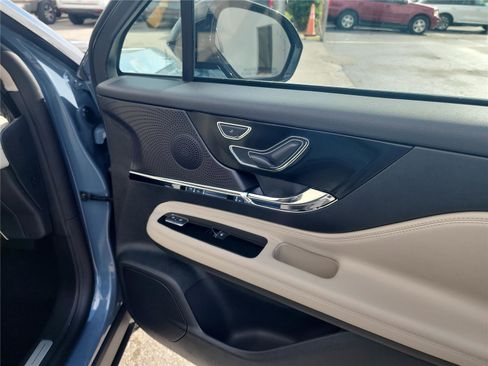 New 2026 Lincoln Corsair Premiere image 23