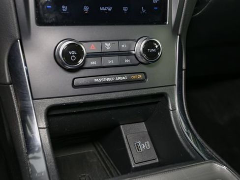 Used 2024 Ford Edge ST w/ Equipment Group 401A AWD/4WD image 27