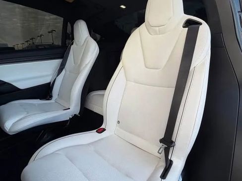 Used 2023 Tesla Model X Plaid AWD/4WD image 7