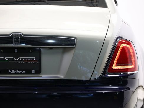Used 2016 Rolls-Royce Ghost image 56