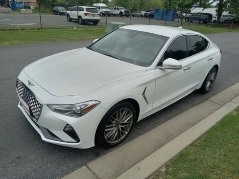 Used 2021 Genesis G70 2.0T image 13