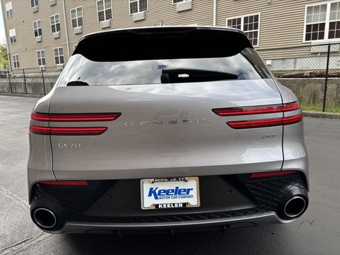 Used 2023 Genesis GV70 2.5T w/ Sport Prestige Package AWD/4WD image 4