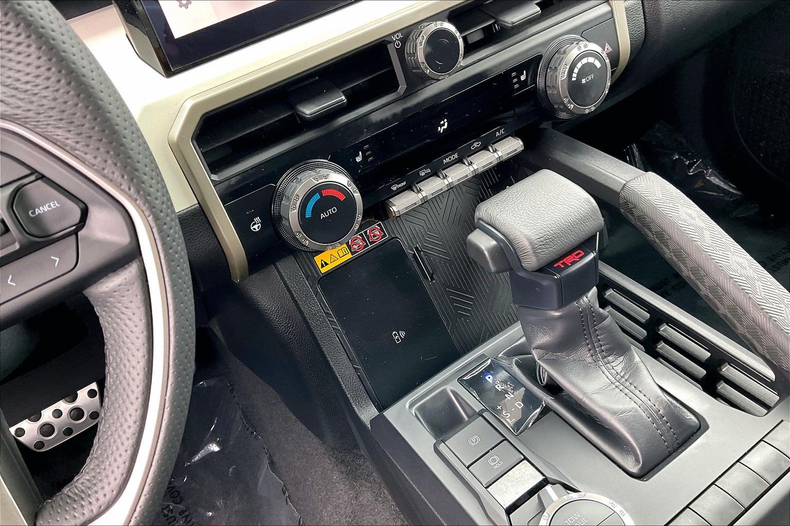 Used 2024 Toyota Tacoma TRD Sport w/ TRD Sport Upgrade Package AWD/4WD image 38