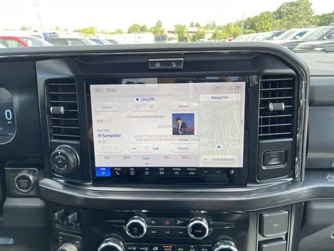 New 2026 Ford F250 Lariat w/ Black Appearance Package AWD/4WD image 18