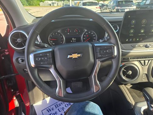 Used 2024 Chevrolet Blazer LT w/ Convenience Package FWD image 10