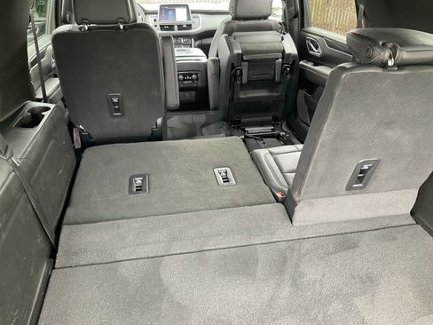 Used 2023 Chevrolet Suburban RST w/ Luxury Package AWD/4WD image 51