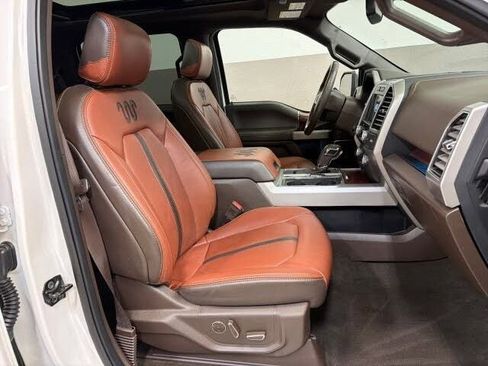 Used 2019 Ford F150 King Ranch w/ Equipment Group 601A Luxury AWD/4WD image 41