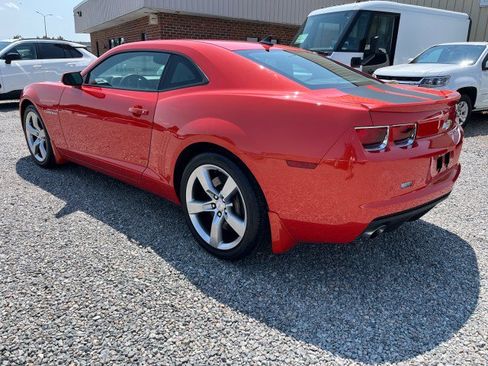 Used 2010 Chevrolet Camaro SS w/ RS Package RWD image 9