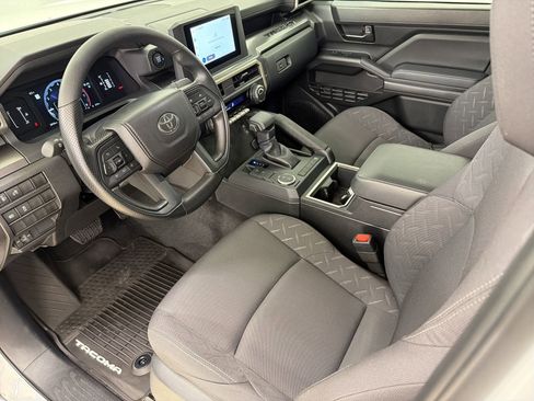 Used 2025 Toyota Tacoma SR5 image 20