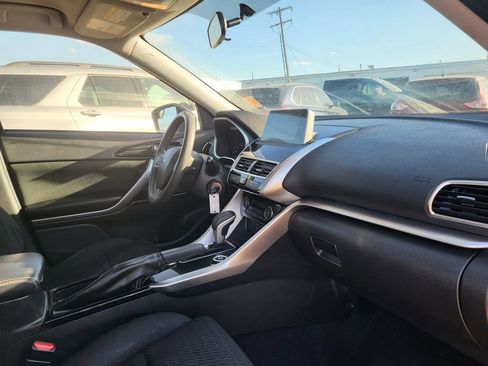 Used 2019 Mitsubishi Eclipse Cross LE image 16