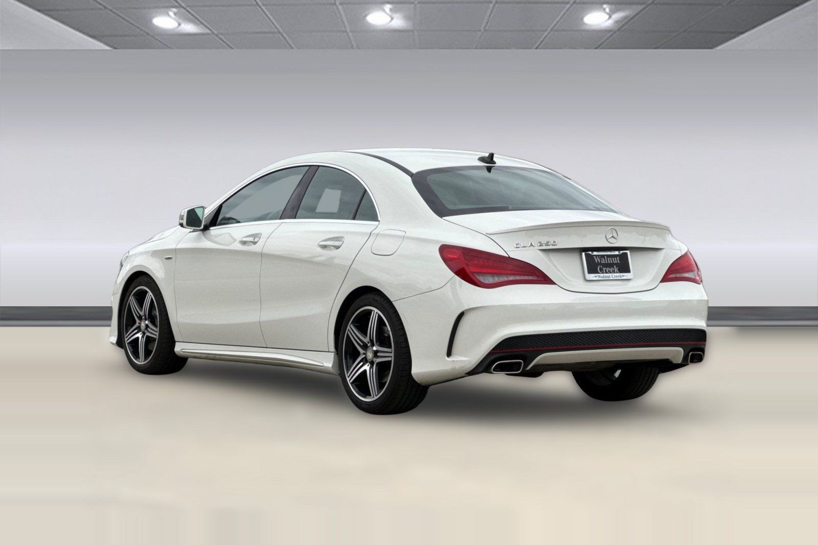 Used 2016 Mercedes-Benz CLA 250 image 3