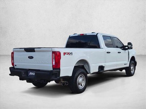 Used 2023 Ford F250 XL w/ FX4 Off-Road Package AWD/4WD image 5